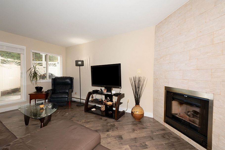 107 1155 Ross Road North Vancouver, BC - 5