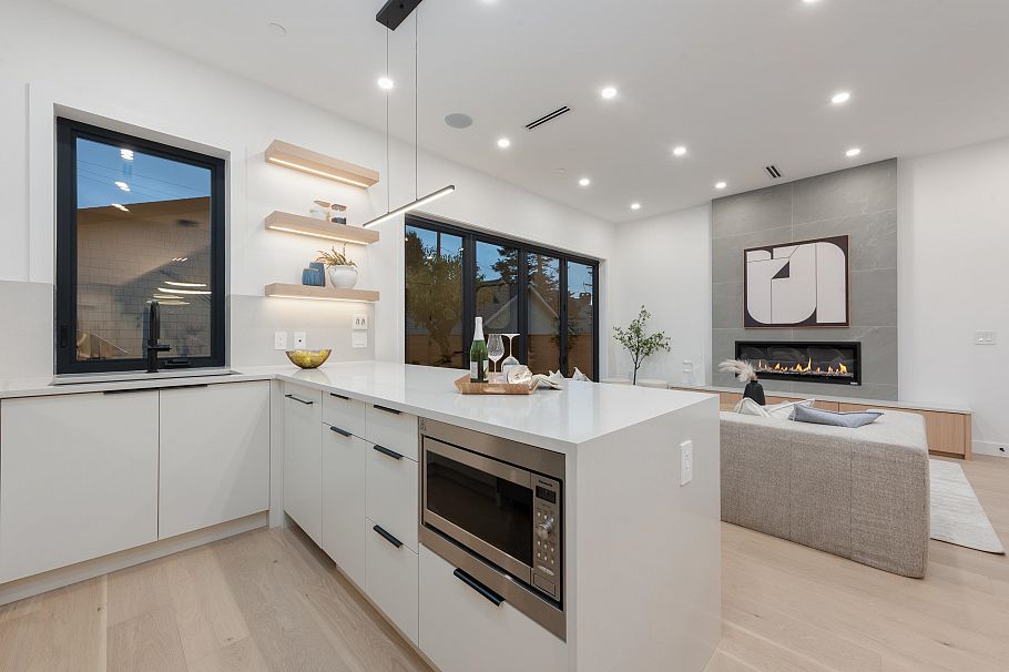 2 312 E 37th Avenue Vancouver, BC - 18