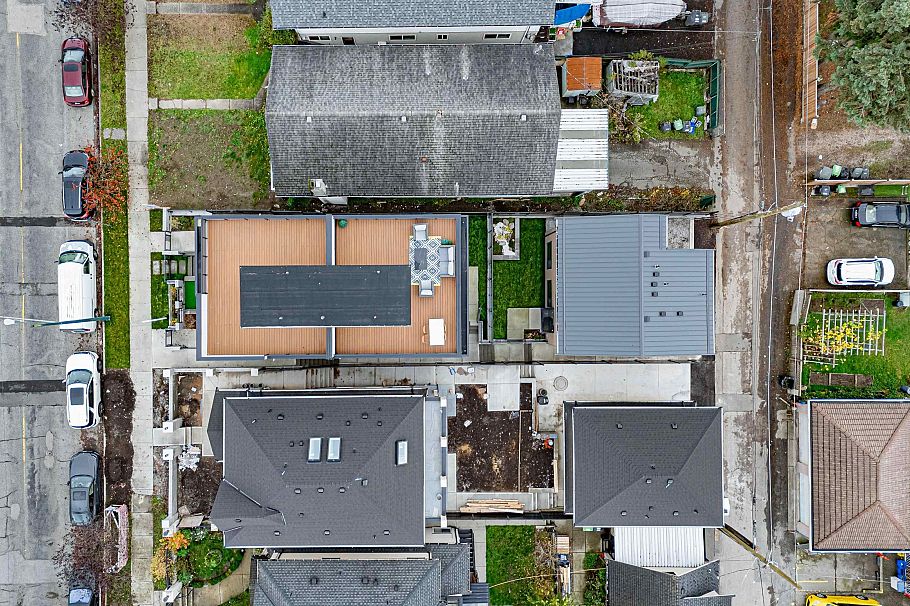 3 262 E 65th Avenue Vancouver, BC - 30