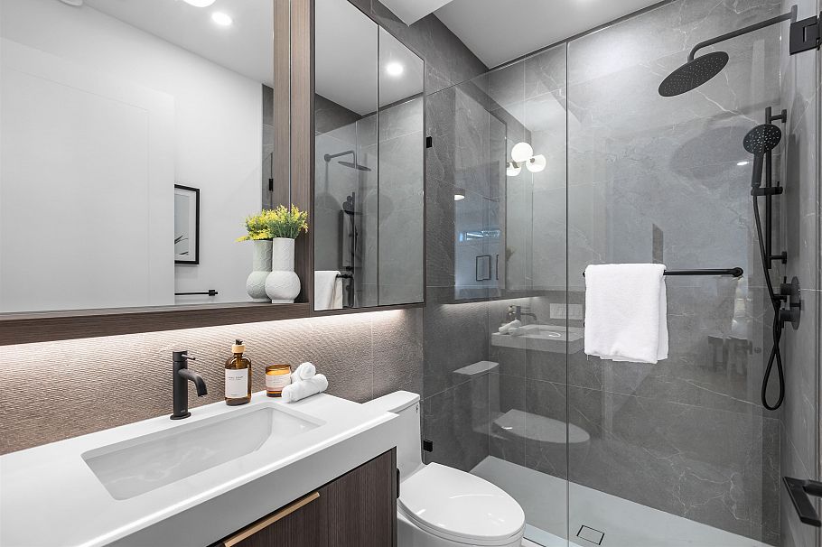 544 E 46th Avenue Vancouver, BC - 12