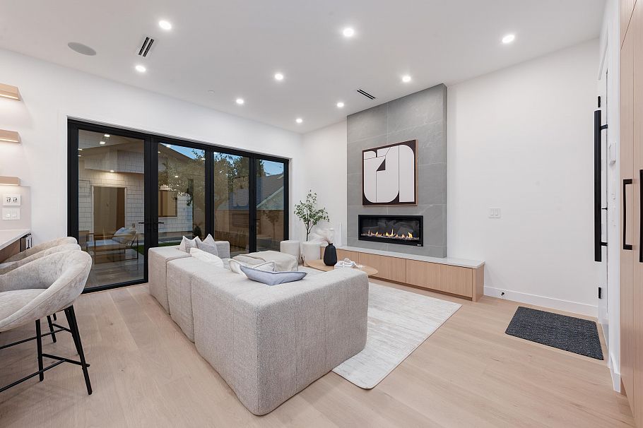 2 312 E 37th Avenue Vancouver, BC - 10