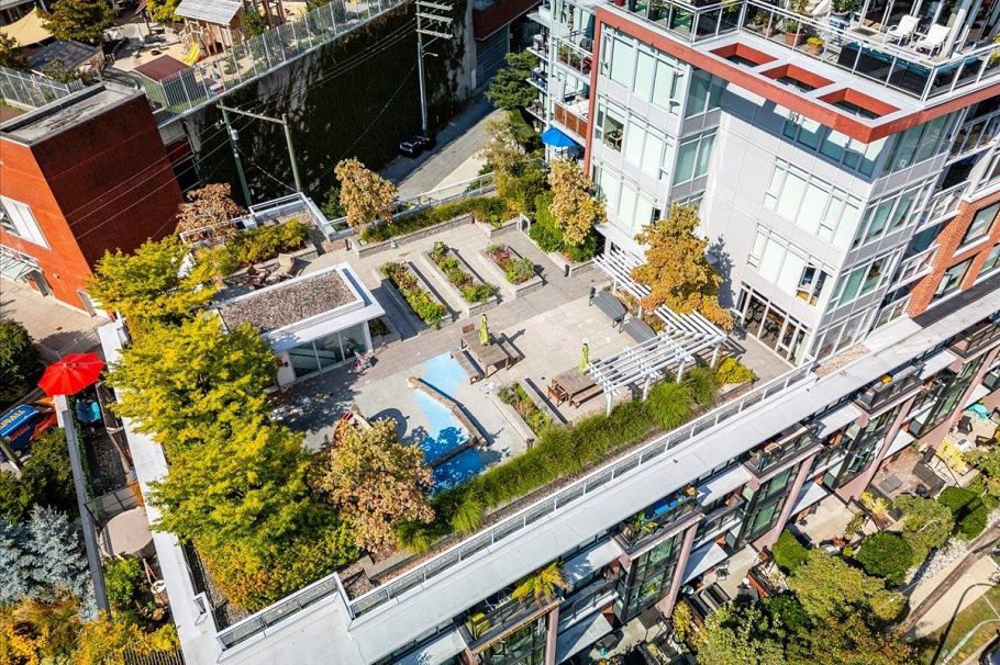 601 2321 Scotia Street Vancouver, BC - 24