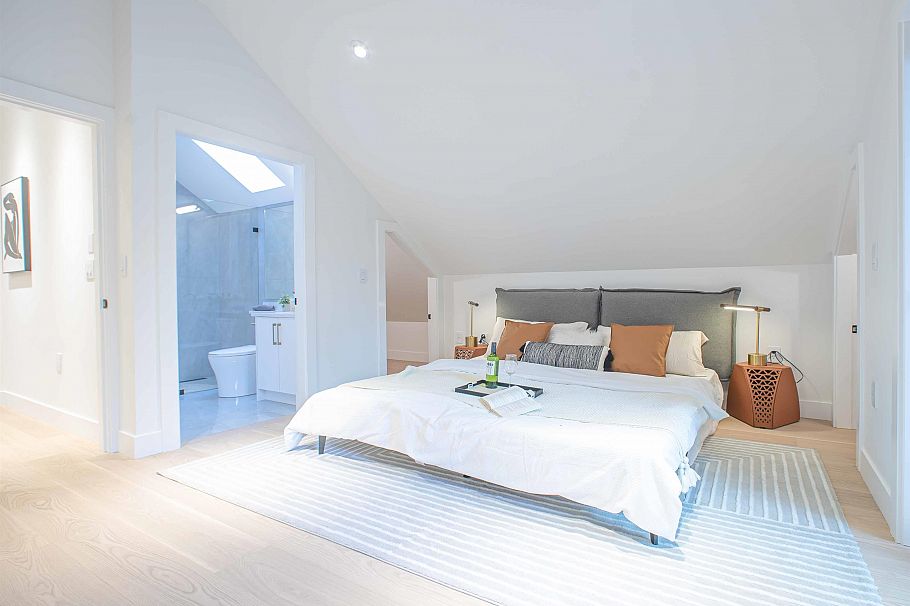 1 2785 W 21 Avenue Vancouver, BC - 17