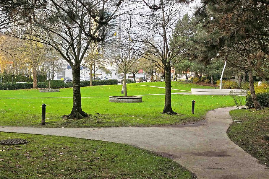 TH16 2089 Rosser Avenue Burnaby, BC - 25