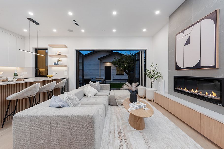 2 312 E 37th Avenue Vancouver, BC - 11