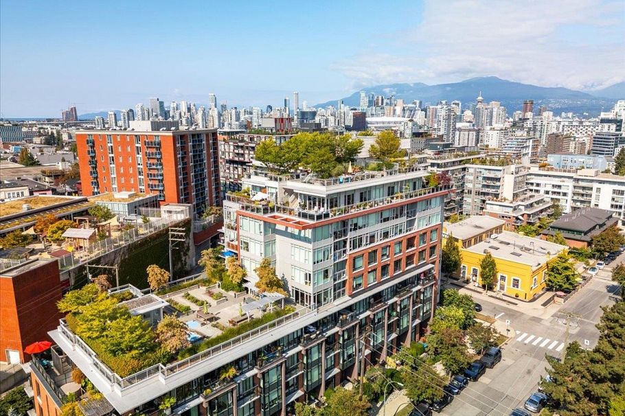 601 2321 Scotia Street Vancouver, BC - 23