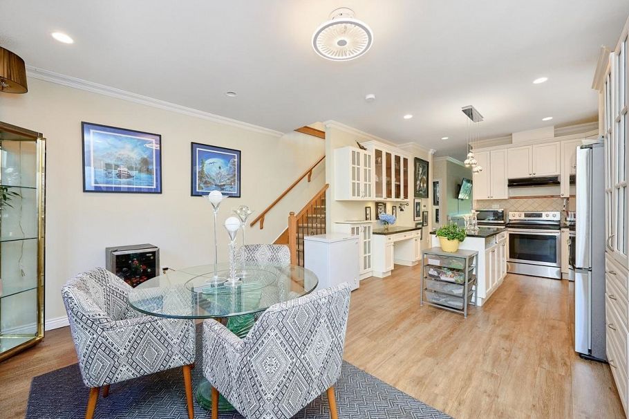 562 W Keith Road North Vancouver, BC - 10