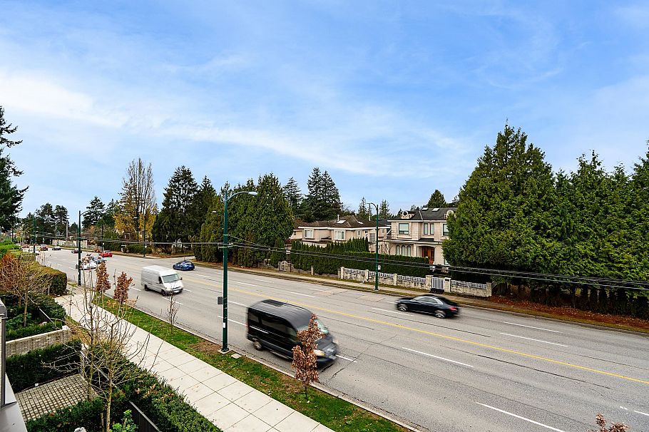 6840 Oak Street Vancouver, BC - 16