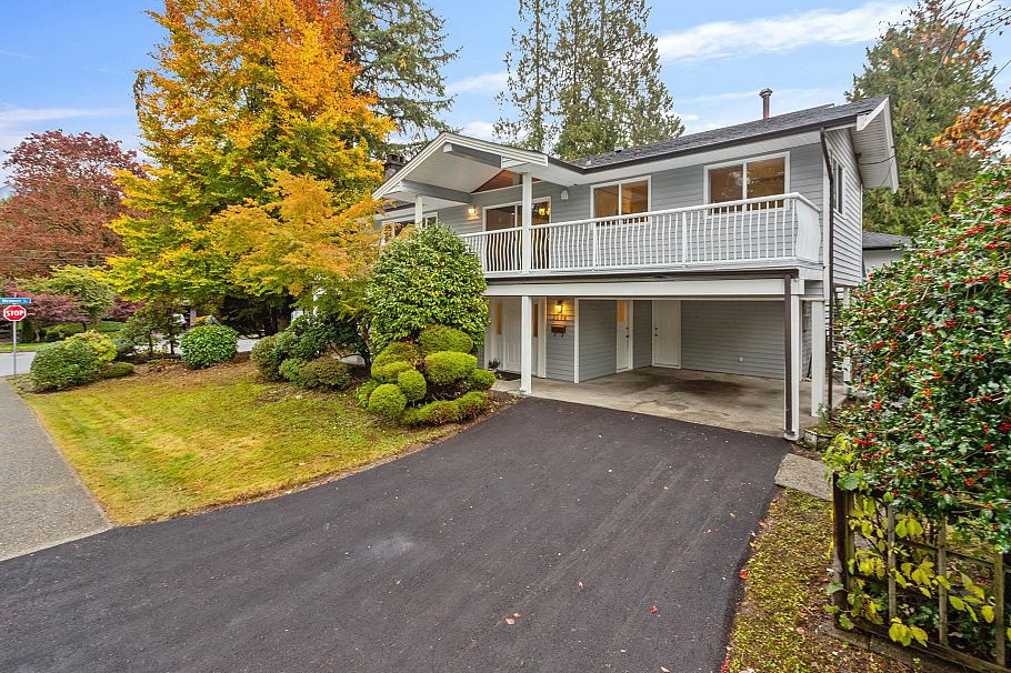 3288 Hoskins Road North Vancouver, BC - 1