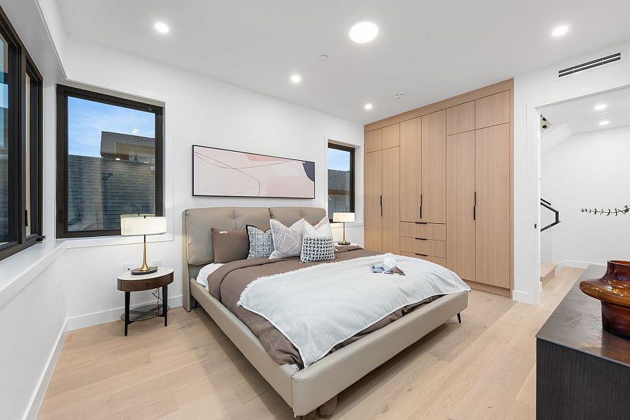 1 312 E 37 Avenue Vancouver, BC - 35