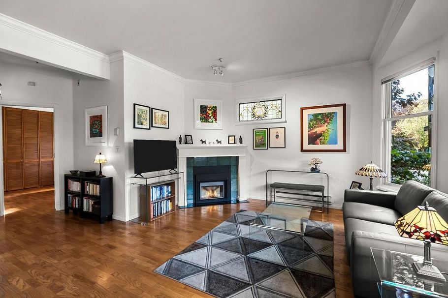 1056 Nicola Street Vancouver, BC - 4