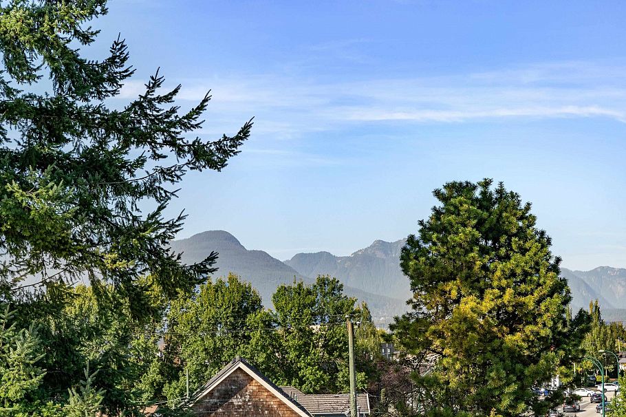 2286 E 33rd Avenue Vancouver, BC - 23