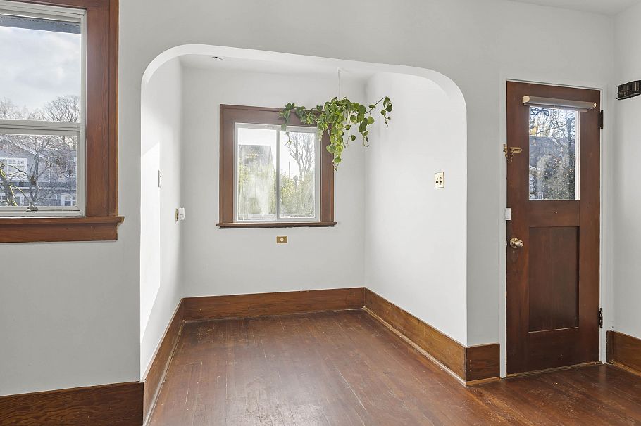 3056 W 6th Avenue Vancouver, BC - 15