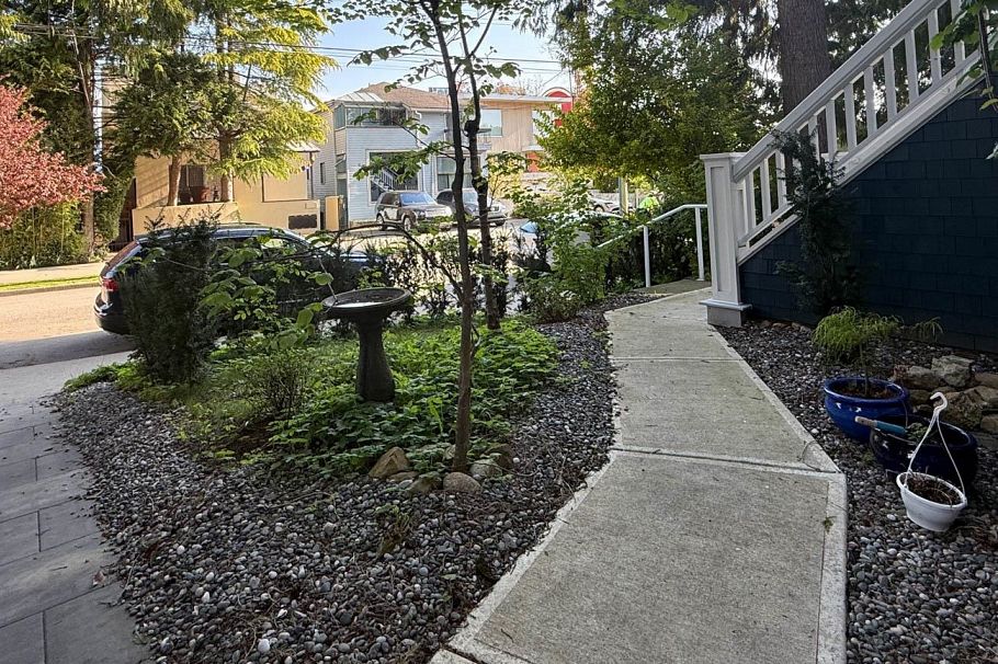 1 3536 POINT GREY ROAD, Vancouver BC V6R 1A8 Vancouver, BC - 24