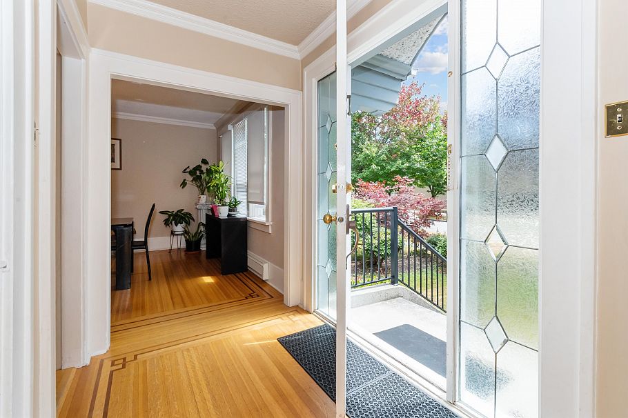 1945 W 45th Avenue Vancouver, BC - 6