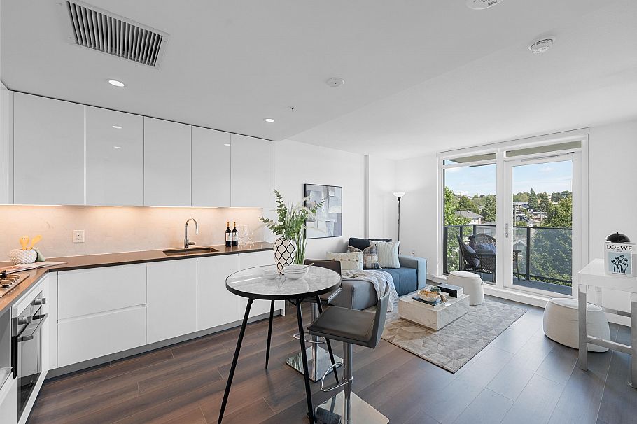 405 8181 Chester Street Vancouver, BC - 2