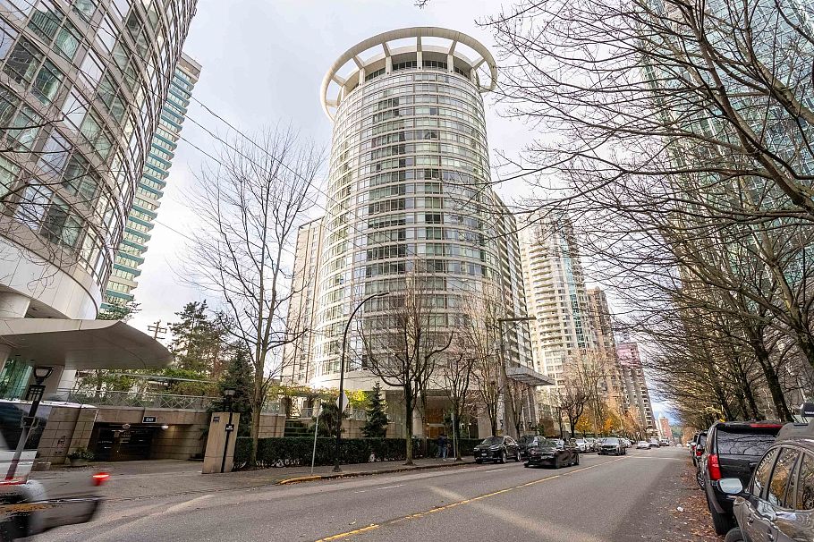 1004 1288 Alberni Street Vancouver, BC - 1