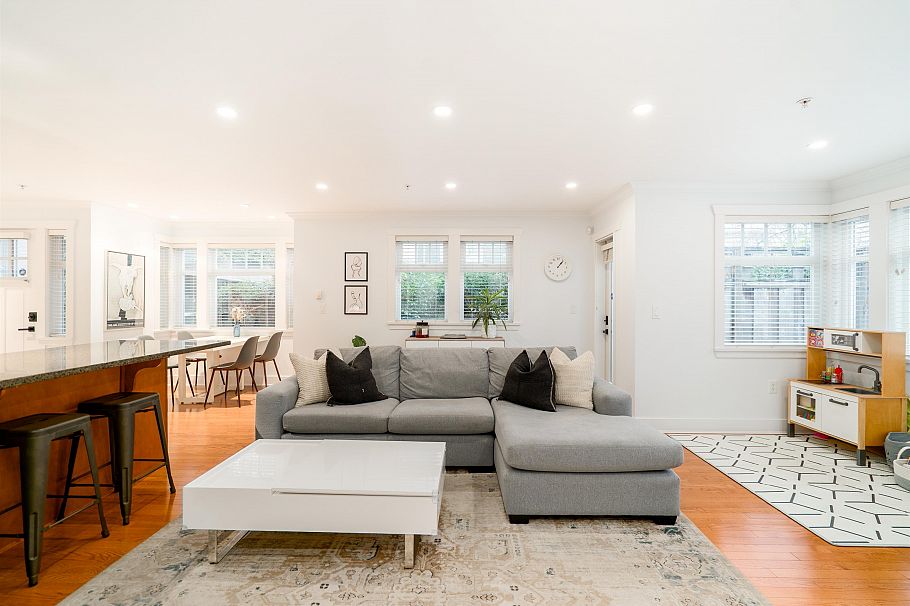 2460 Sasamat Street Vancouver, BC - 6