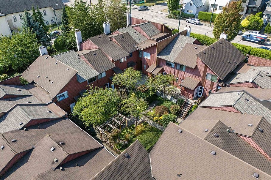 1 719 E 31st Avenue Vancouver, BC - 24