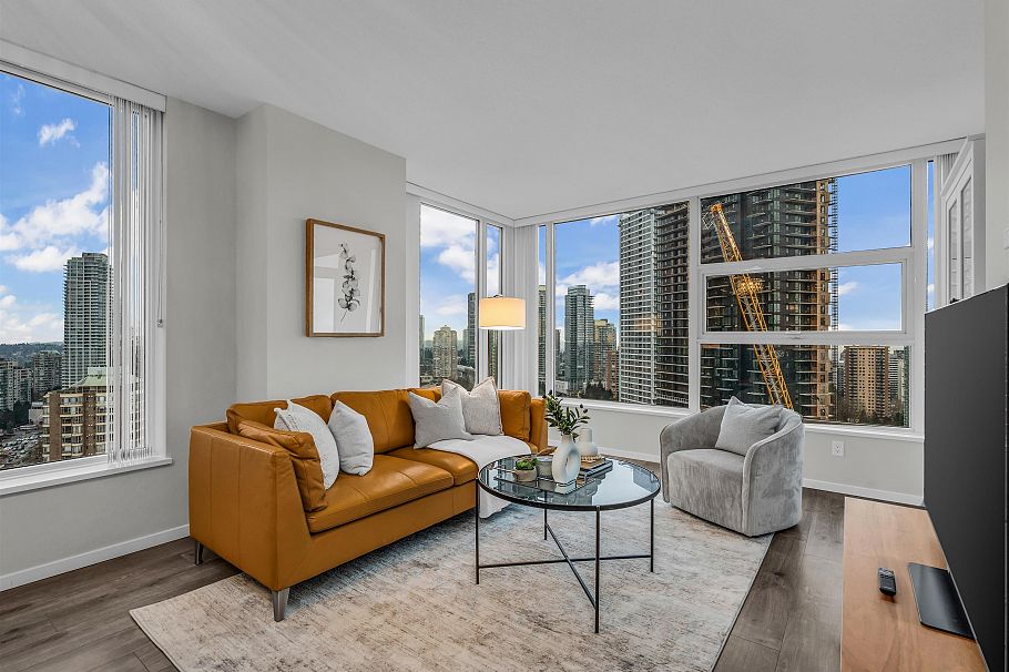 3003 5883 Barker Avenue Burnaby, BC - 1