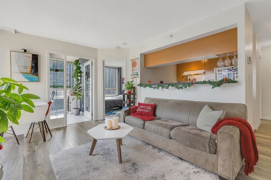 1405 822 Homer Street Vancouver, BC - 1