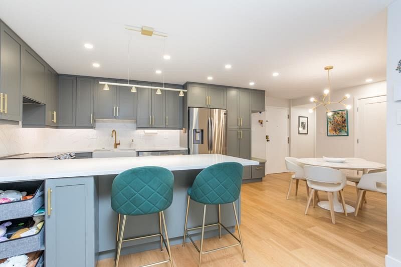 202 1500 Haro Street Vancouver, BC - 4