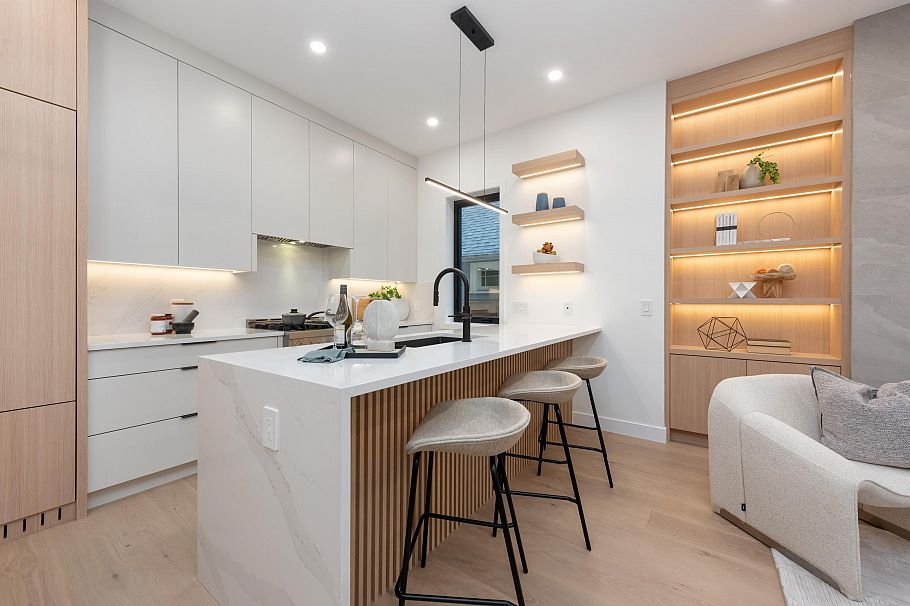 1 312 E 37 Avenue Vancouver, BC - 11