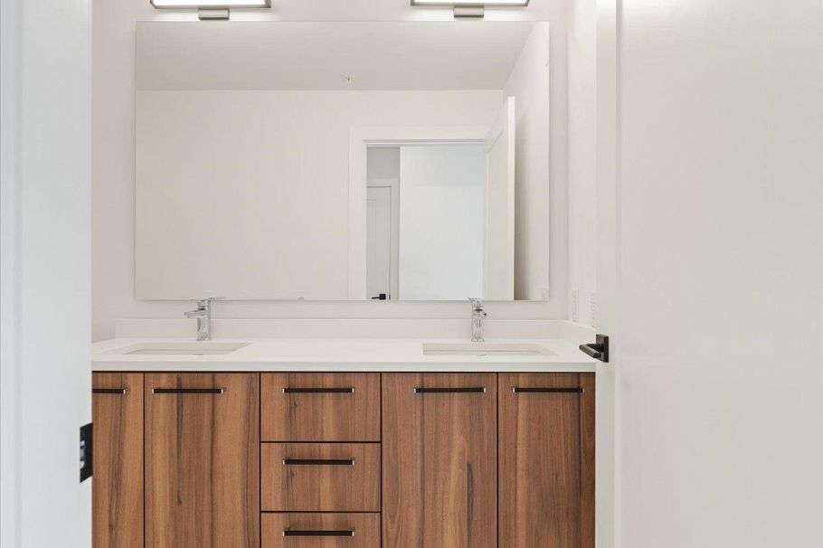 201 6859 Cambie Street Vancouver, BC - 14