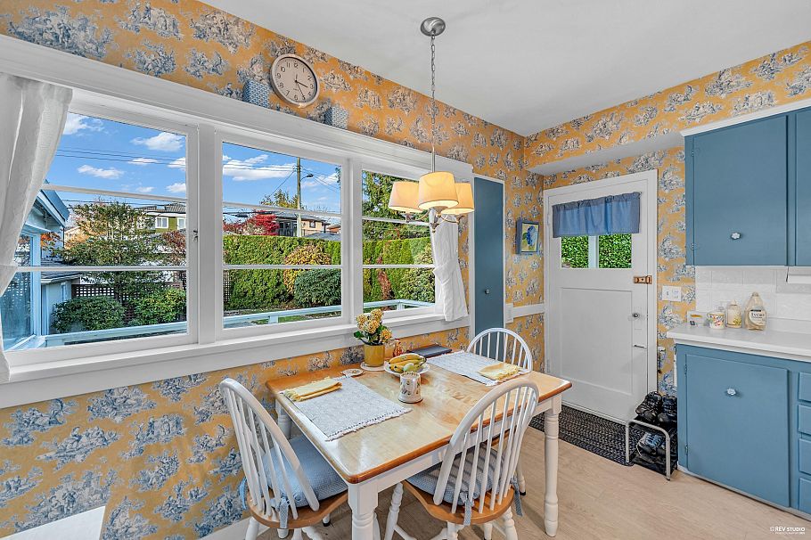 2225 W 22nd Avenue Vancouver, BC - 10