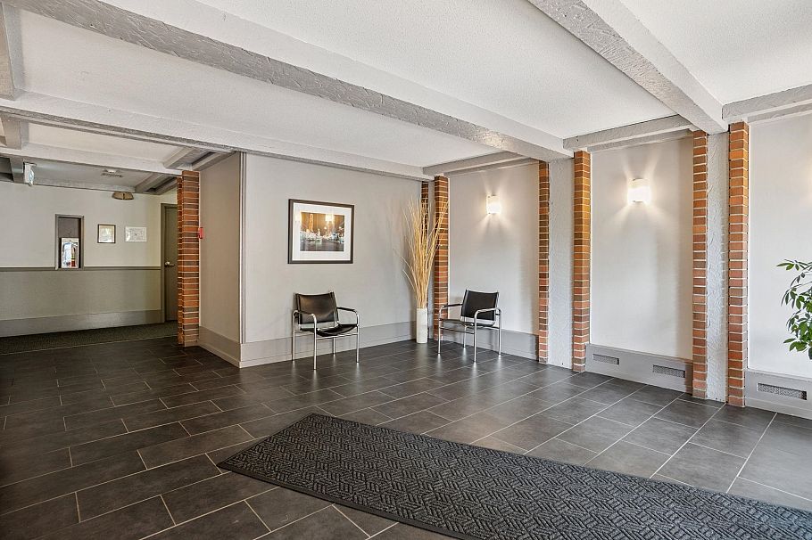 113 2033 Triumph Street Vancouver, BC - 21