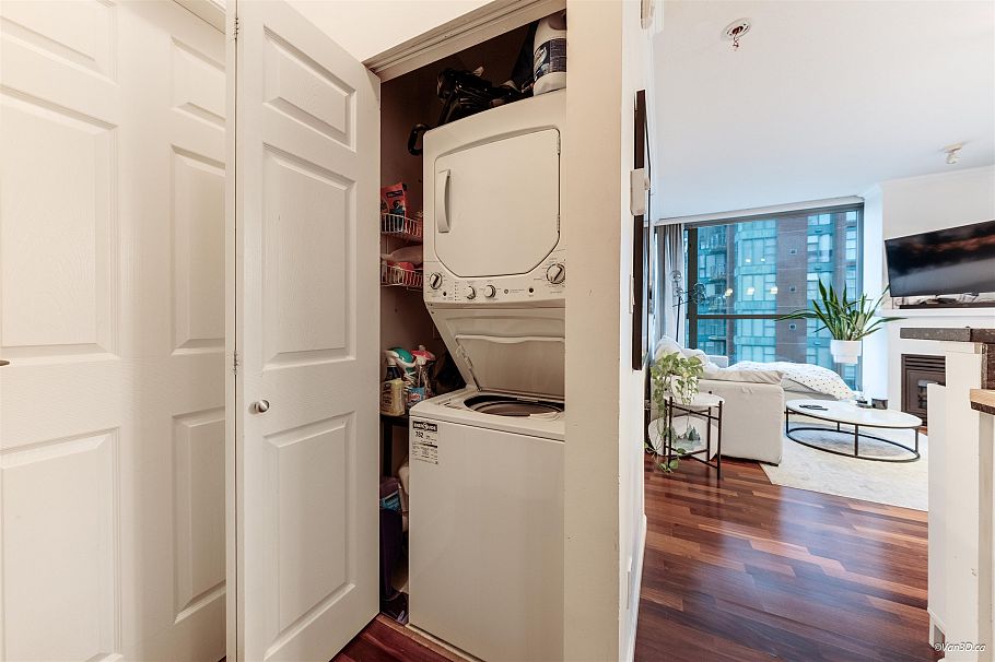 2104 928 Richards Street Vancouver, BC - 9