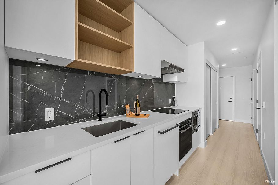 407 422 E 3RD STREET, North Vancouver BC V7L 1G2 North Vancouver, BC - 7