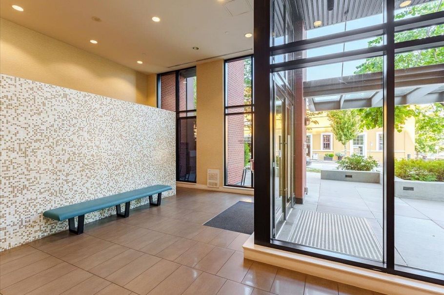 601 2321 Scotia Street Vancouver, BC - 25