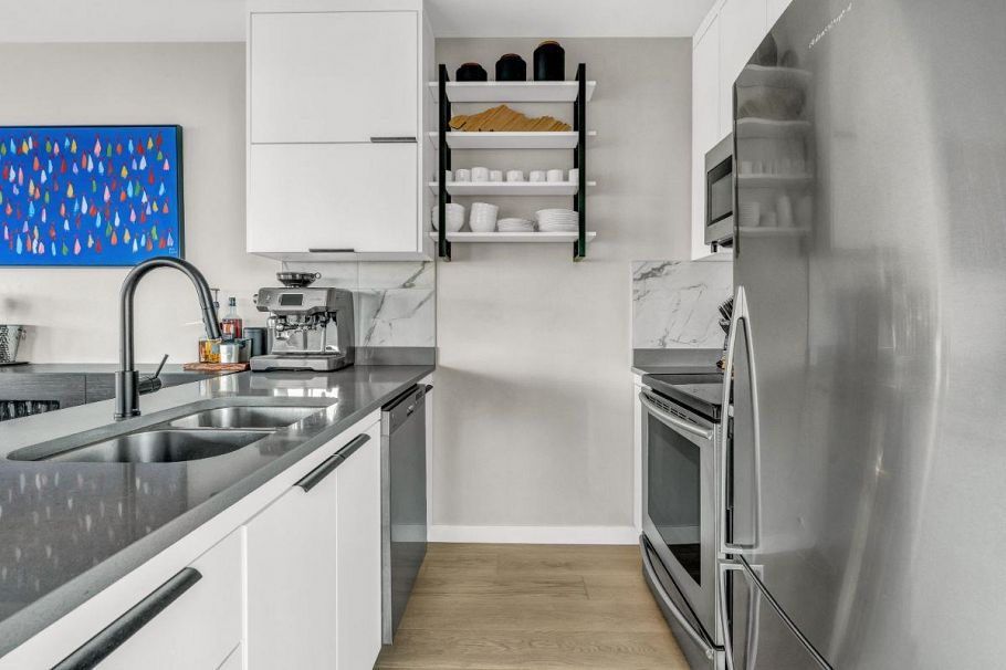 402 2216 W 3rd Avenue Vancouver, BC - 11