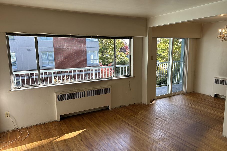 203 2146 W 43rd Avenue Vancouver, BC - 4