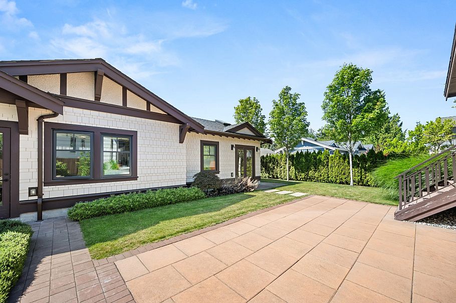 3838 W 50th Avenue Vancouver, BC - 34