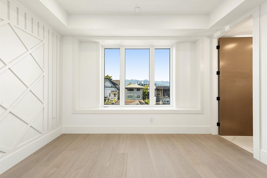 2 847 E 10th Avenue Vancouver, BC - 15