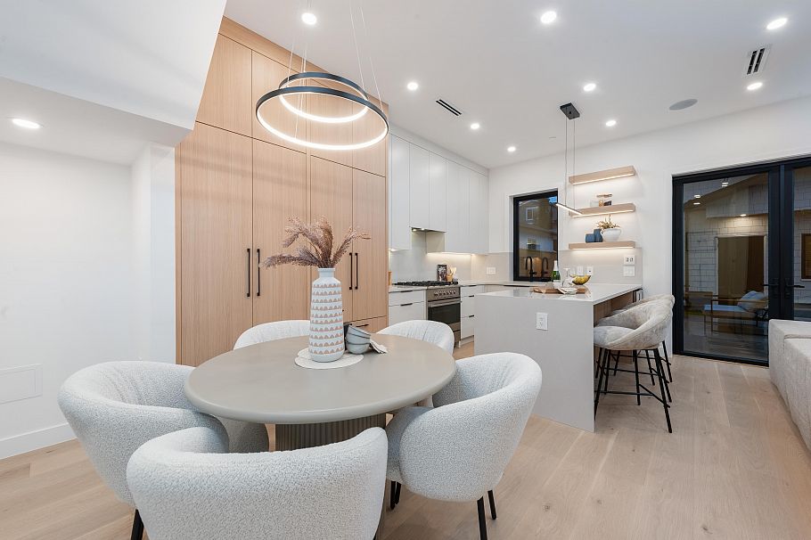 2 312 E 37th Avenue Vancouver, BC - 22