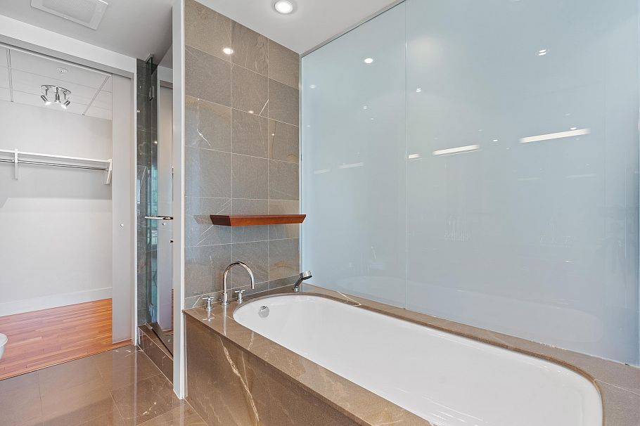 2803 1077 W Cordova Street Vancouver, BC - 27