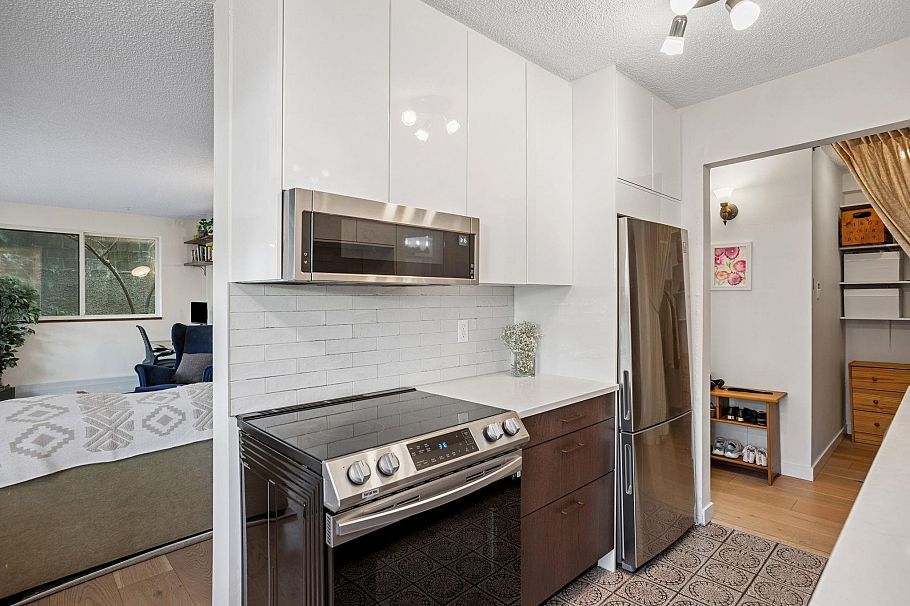 113 2033 Triumph Street Vancouver, BC - 10