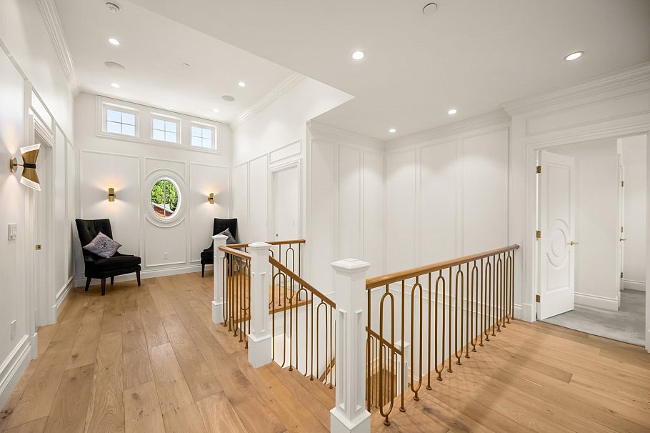 3838 W 50th Avenue Vancouver, BC - 22