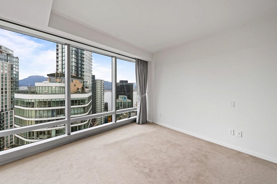 2705 1151 W Georgia Street Vancouver, BC - 14