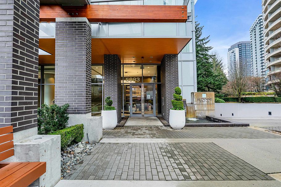 3003 5883 Barker Avenue Burnaby, BC - 16