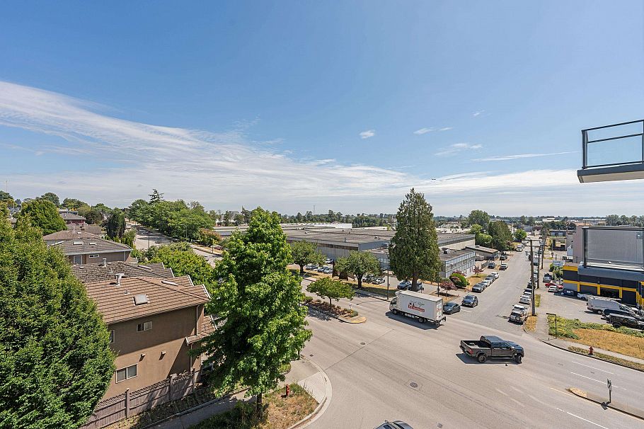 405 8181 Chester Street Vancouver, BC - 24