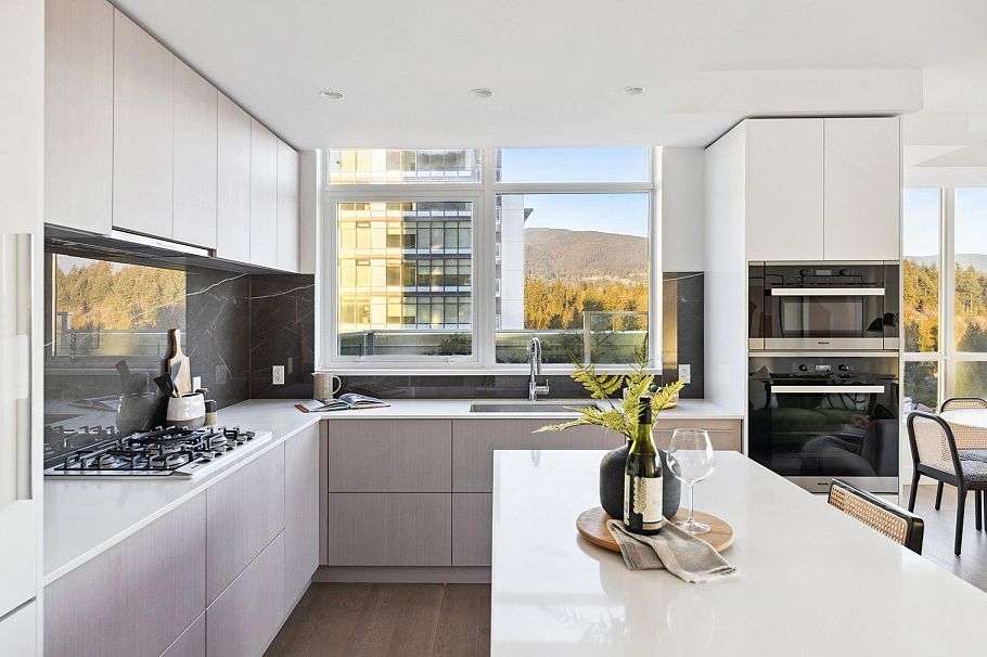 1301 1675 Lions Gate Lane North Vancouver, BC - 10