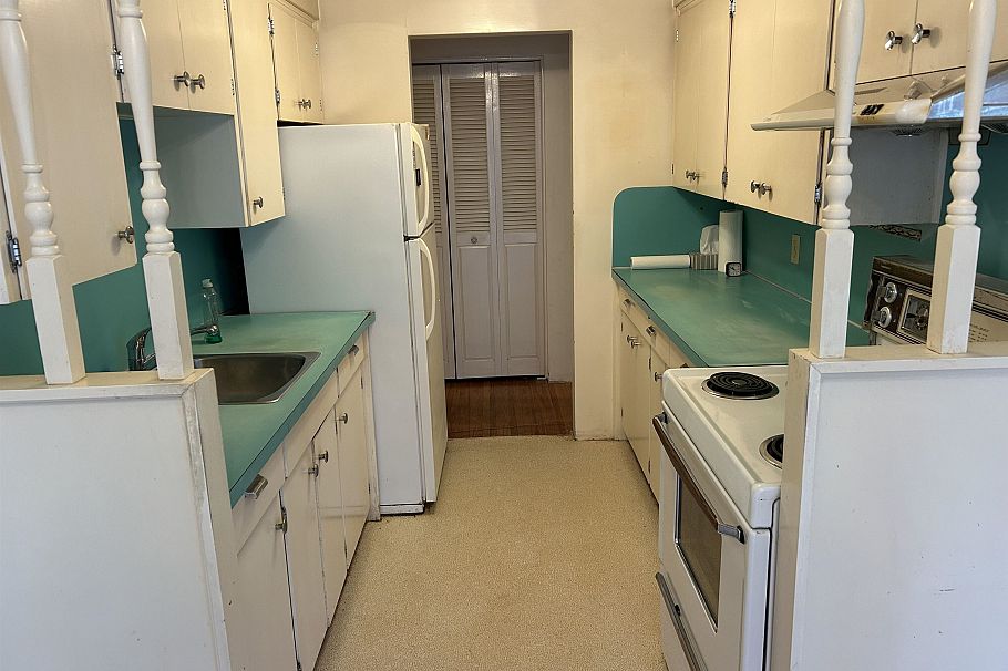 203 2146 W 43rd Avenue Vancouver, BC - 7