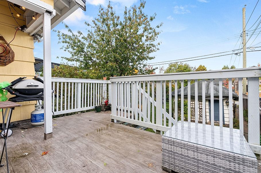 831 E 38th Avenue Vancouver, BC - 11