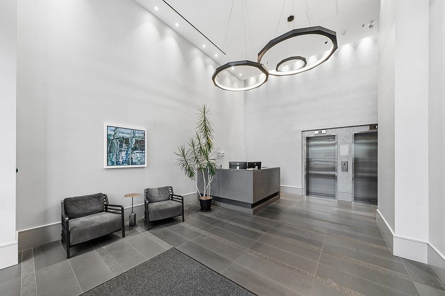 201 3220 Connaught Crescent North Vancouver, BC - 19