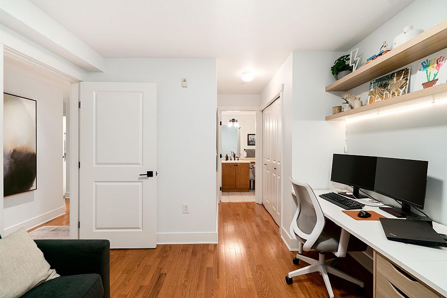 2460 Sasamat Street Vancouver, BC - 20