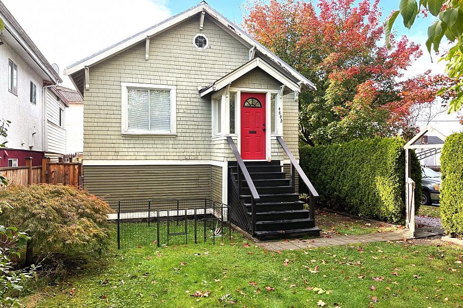 4605 Fraser Street Vancouver, BC - 1